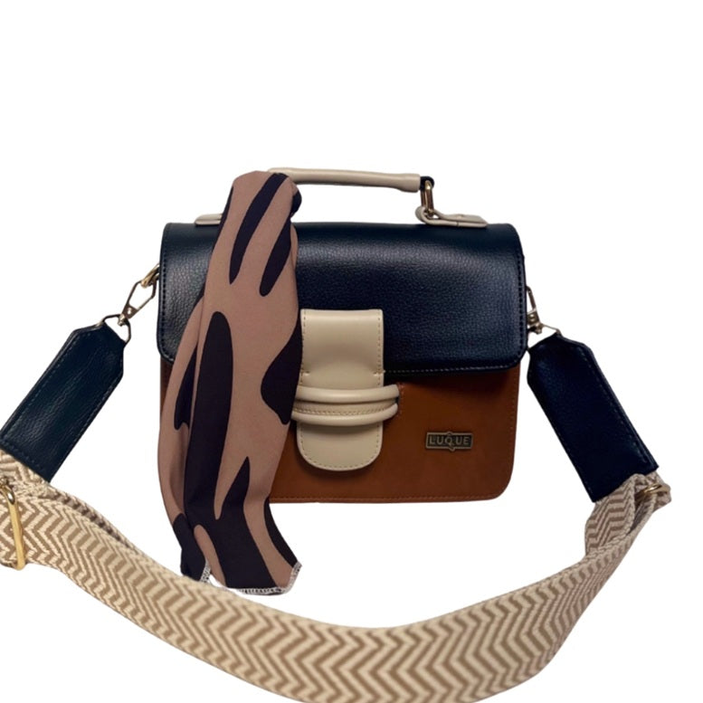 Cartera Leo Luque