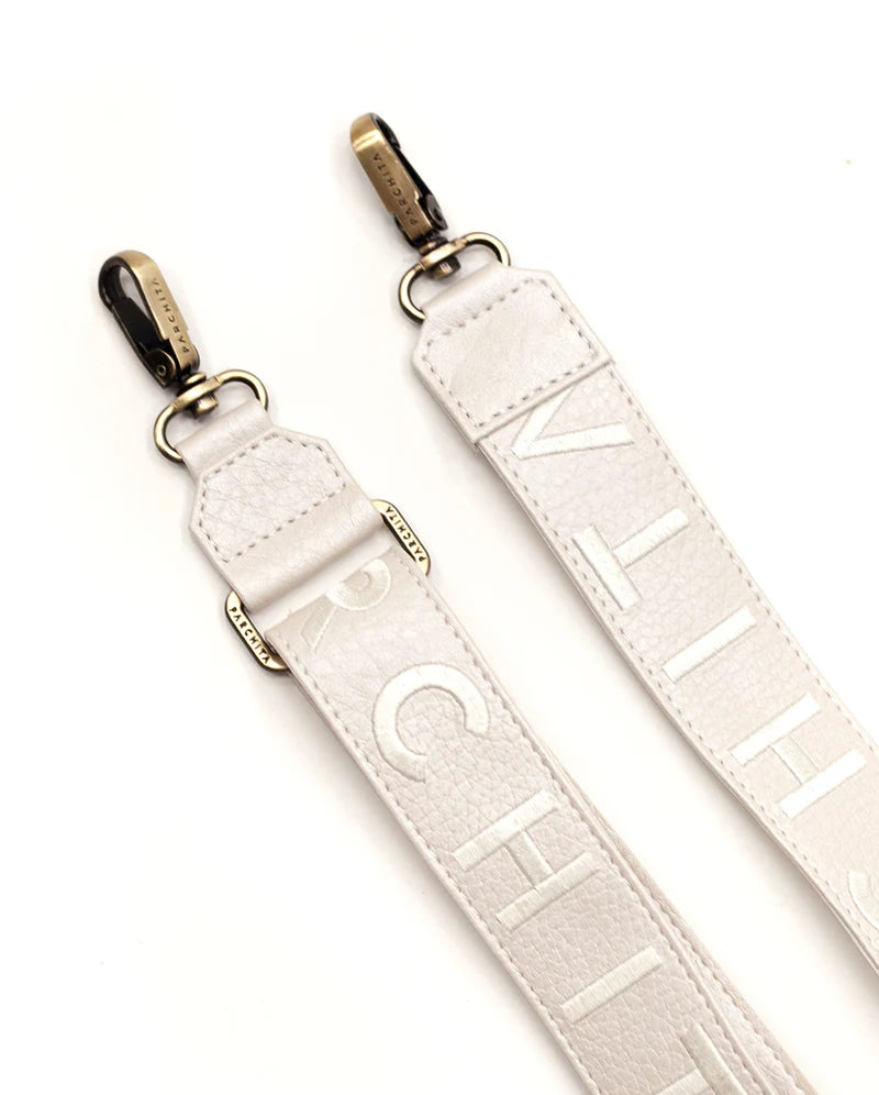 Strap Bordada en PVC Parchita